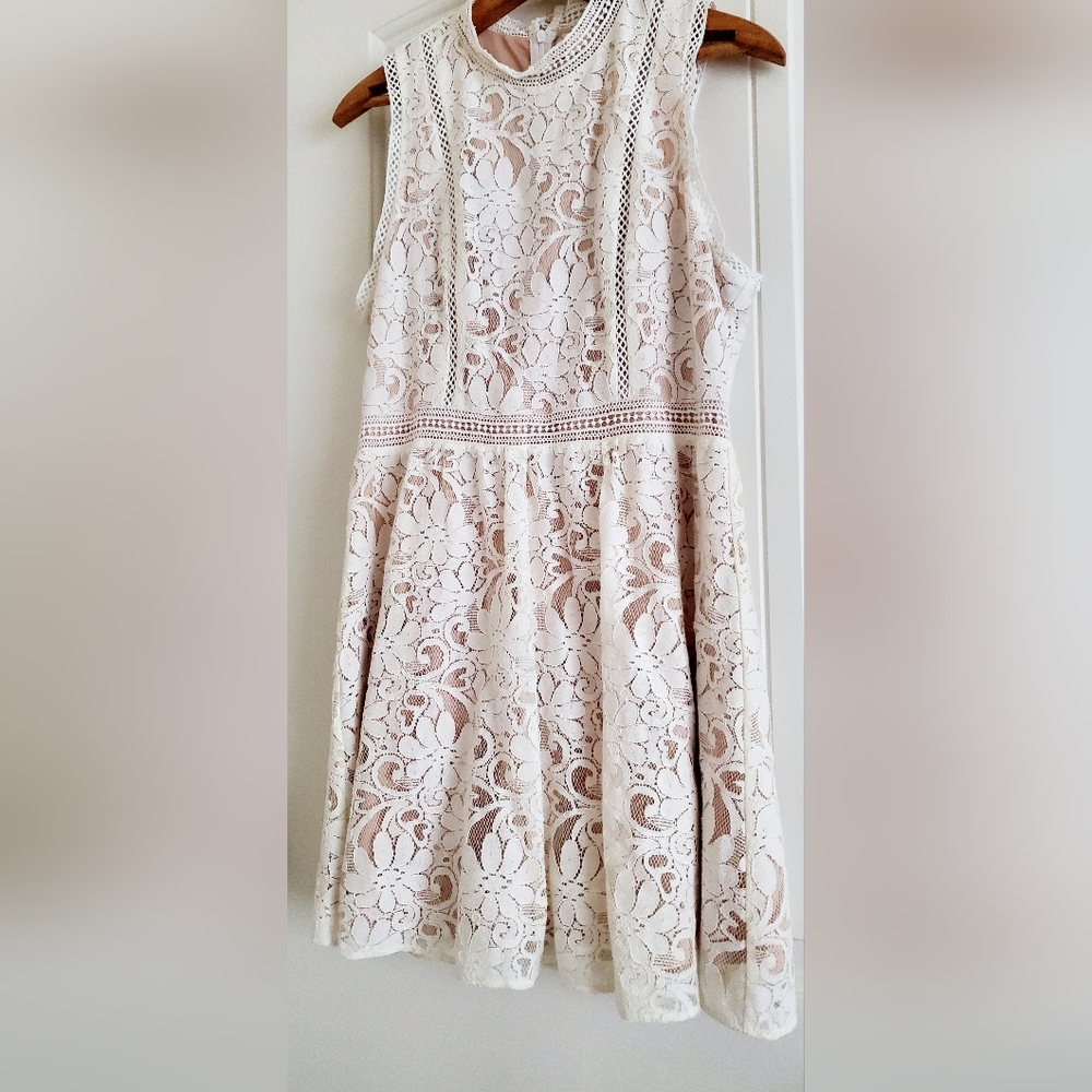 Altar'd State cream floral lace dress - Picture 4 of 5